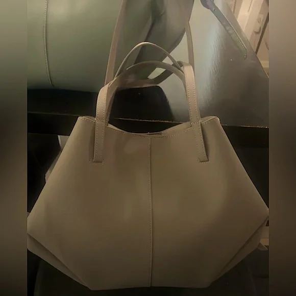 Taupe Microfiber Leather Tote Dumpling bag with Matching Pouch Chic & Spacious - Picture 3 of 5